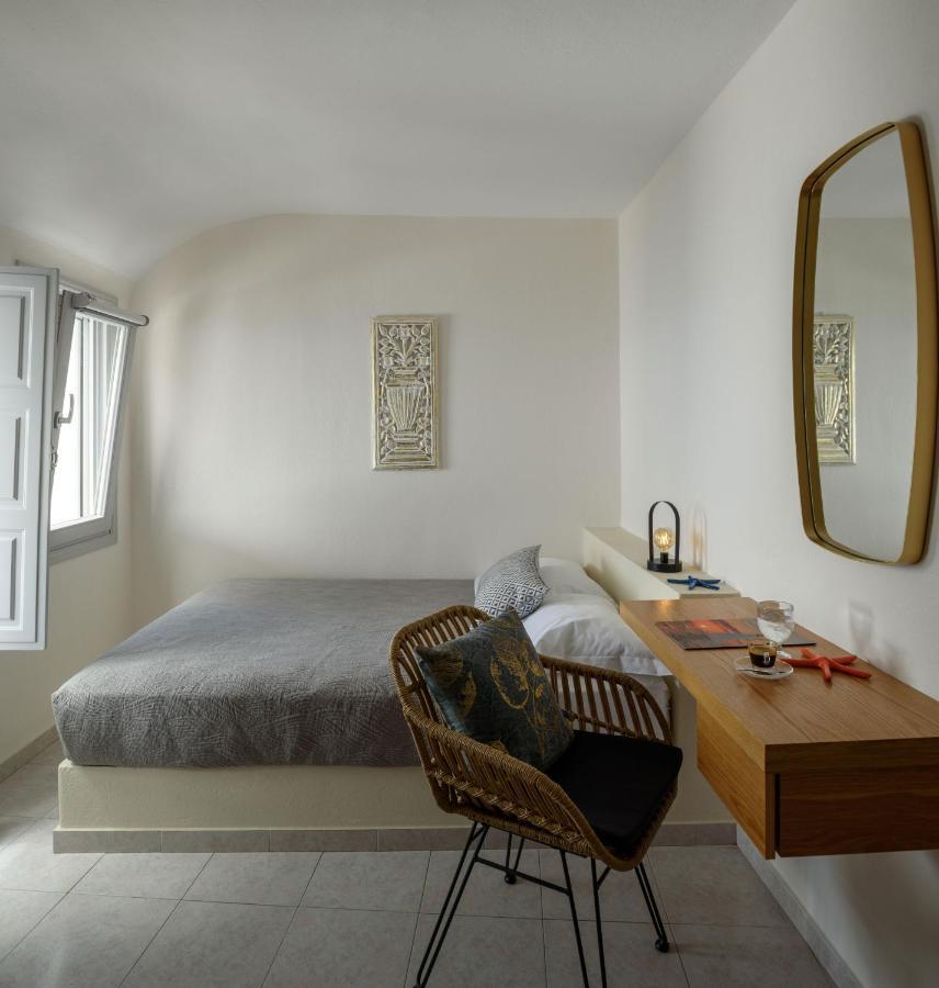 Strogili Appart hôtel Oia (Santorini)